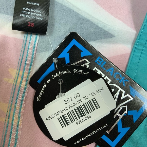 Maui and sons 4 way stretch board shorts - Picture 5 of 6